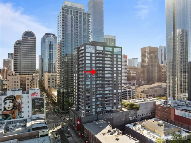 $699,000 | 1415 2nd Avenue, Unit 1801, Seattle, WA 98101