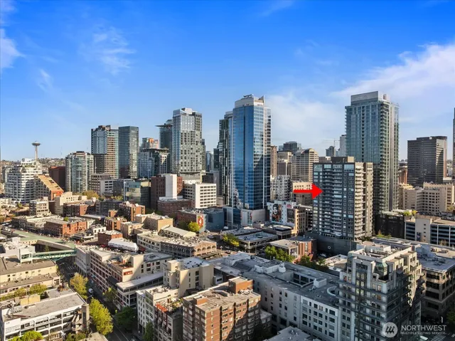 $699,000 | 1415 2nd Avenue, Unit 1801, Seattle, WA 98101