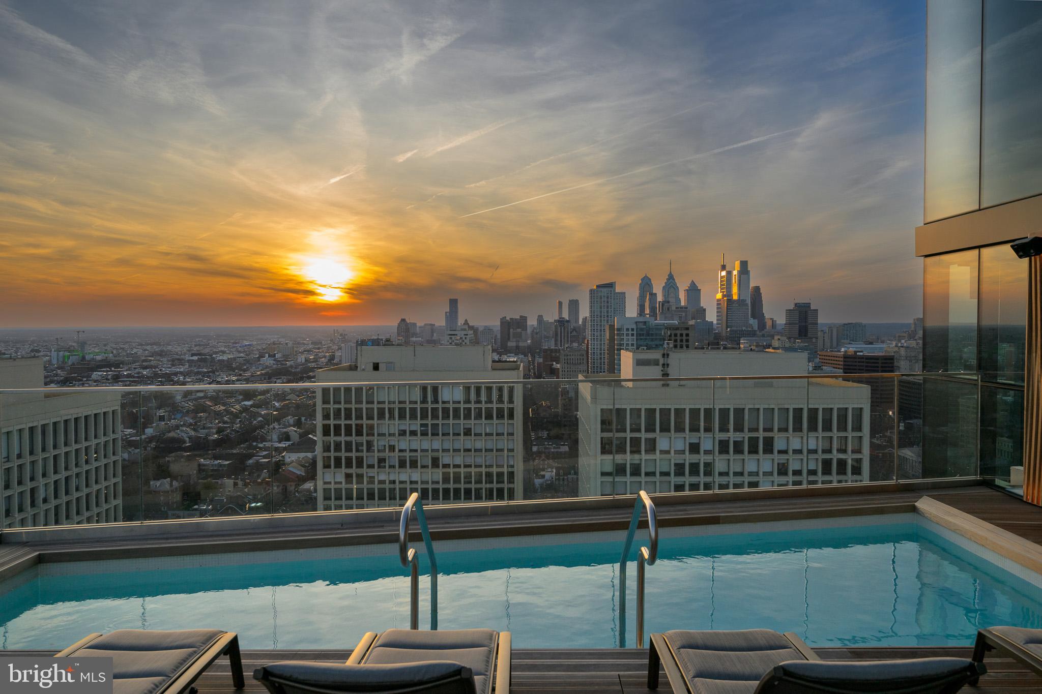 1-5 Dock Street, Unit PH2902 Philadelphia, PA 19106 - Photo 26 of 32