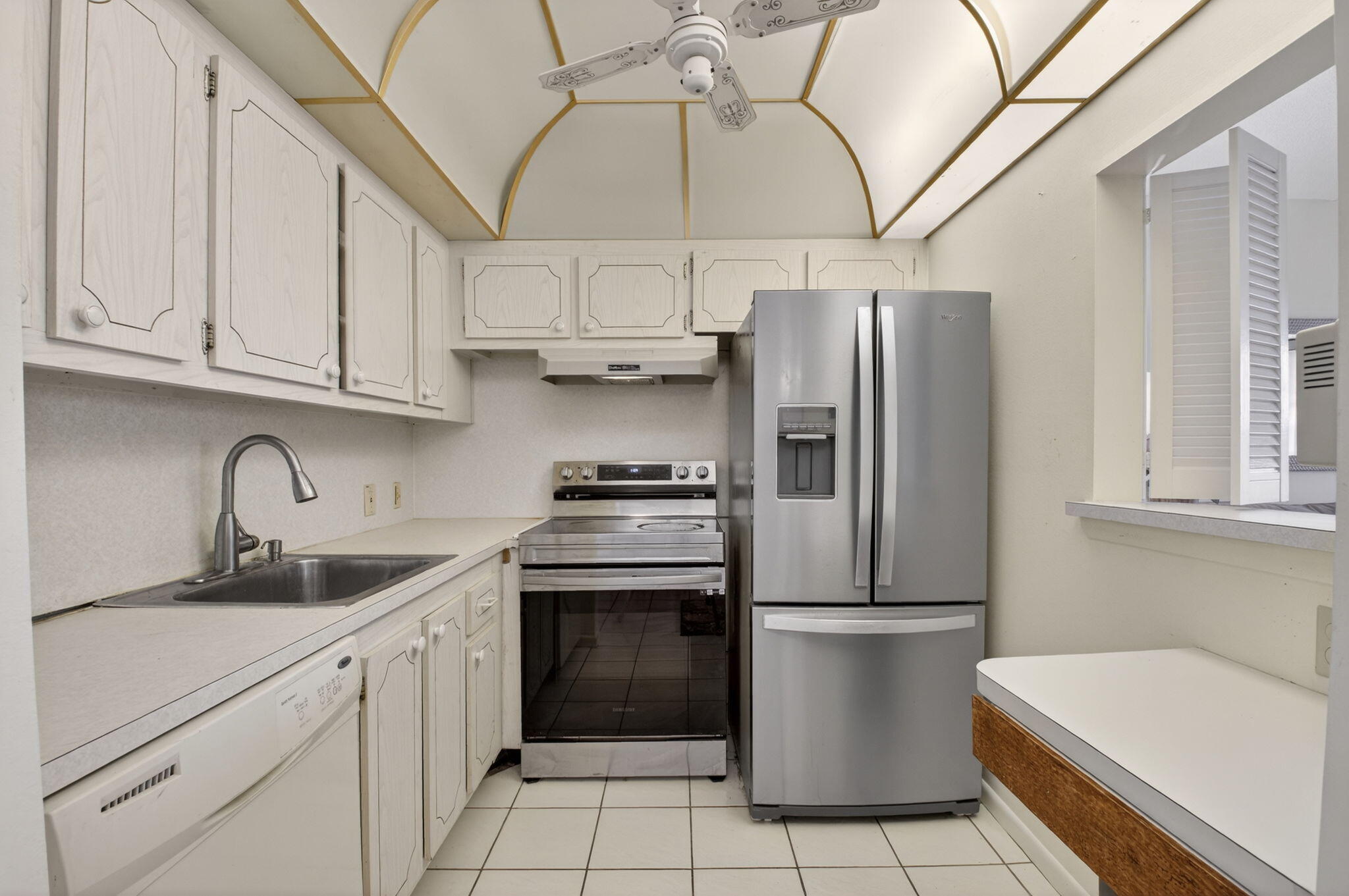 167 Preston F, Unit 167 Boca Raton, FL 33434 - Photo 11 of 54 Kitchen