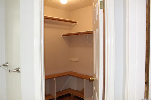 $425,000 | 7014 Andtree Boulevard, San Antonio, TX 78250