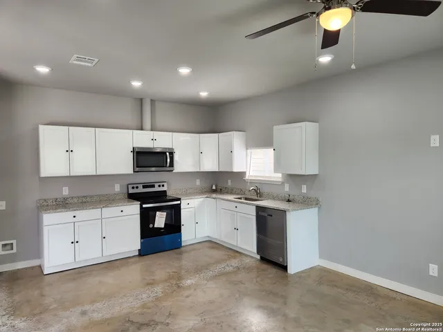 $1,450 | 155 Querida Avenue, San Antonio, TX 78226