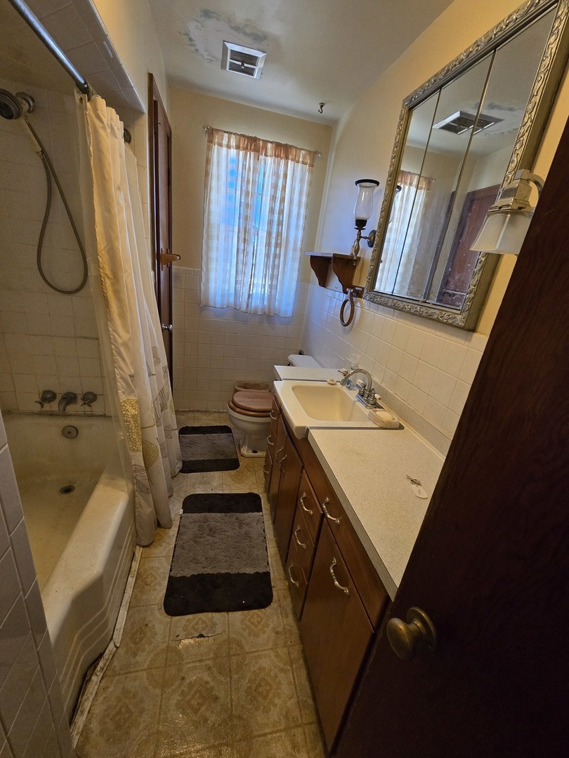 922 South Giant City Road Carbondale, IL 62901 - Photo 14 of 20