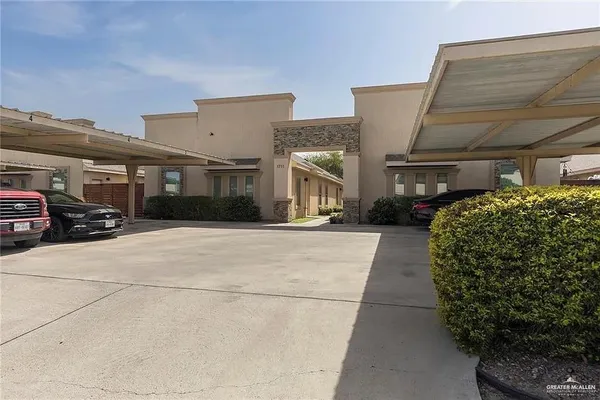 $1,100 | 1711 West Smith Drive, Unit 2, Pharr, TX 78577