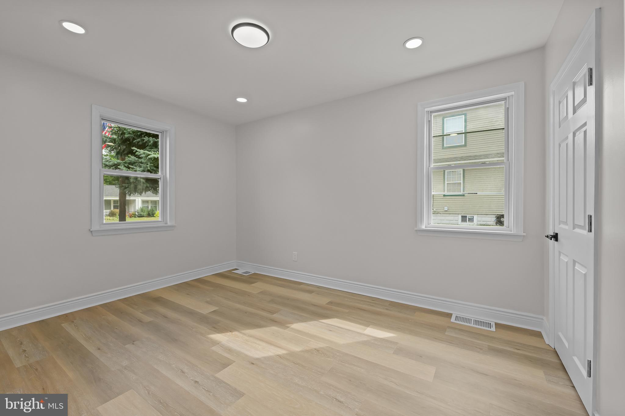 315 Nicholson Road Mount Ephraim, NJ 08059 - Photo 13 of 24