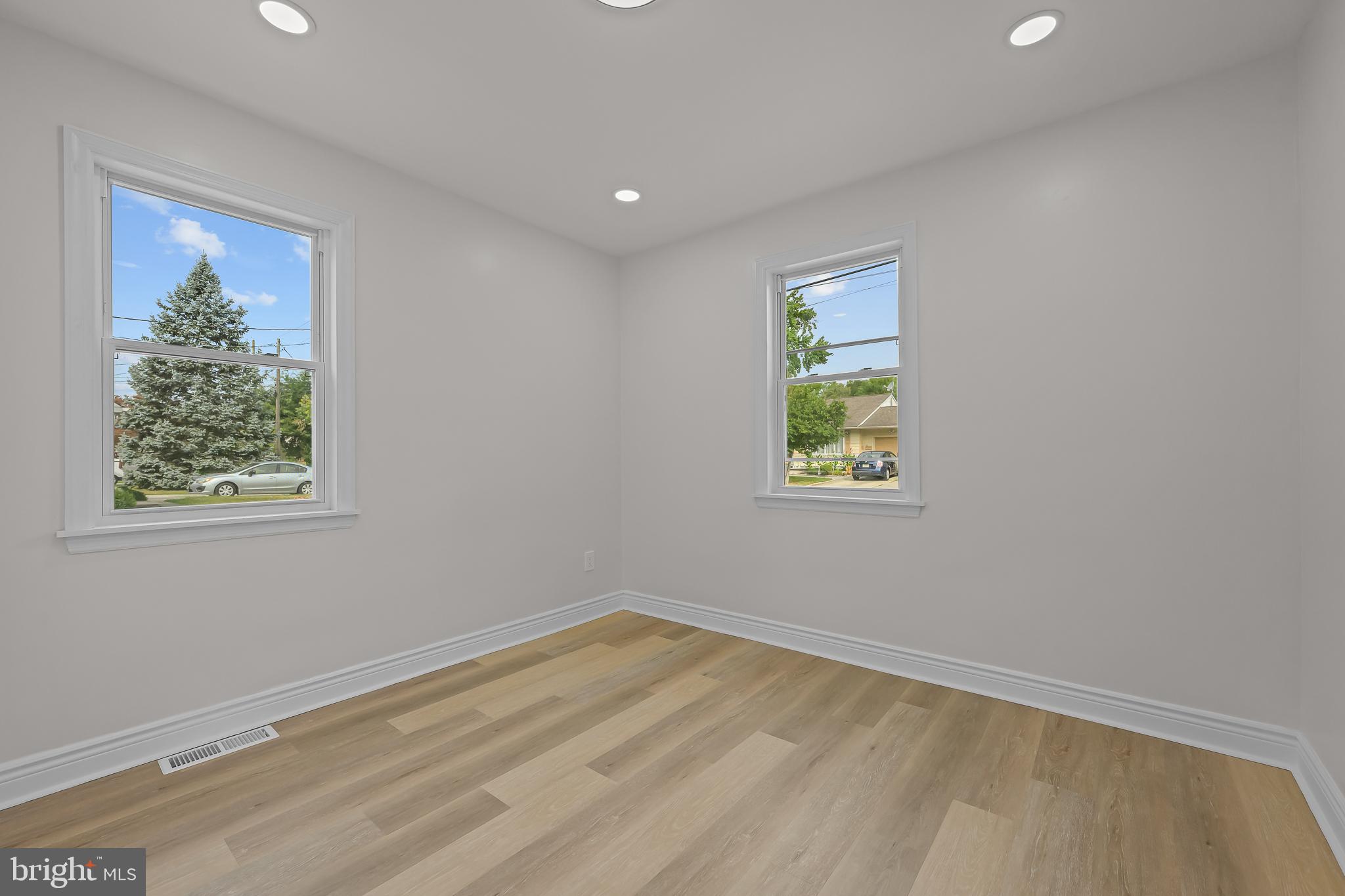 315 Nicholson Road Mount Ephraim, NJ 08059 - Photo 15 of 24