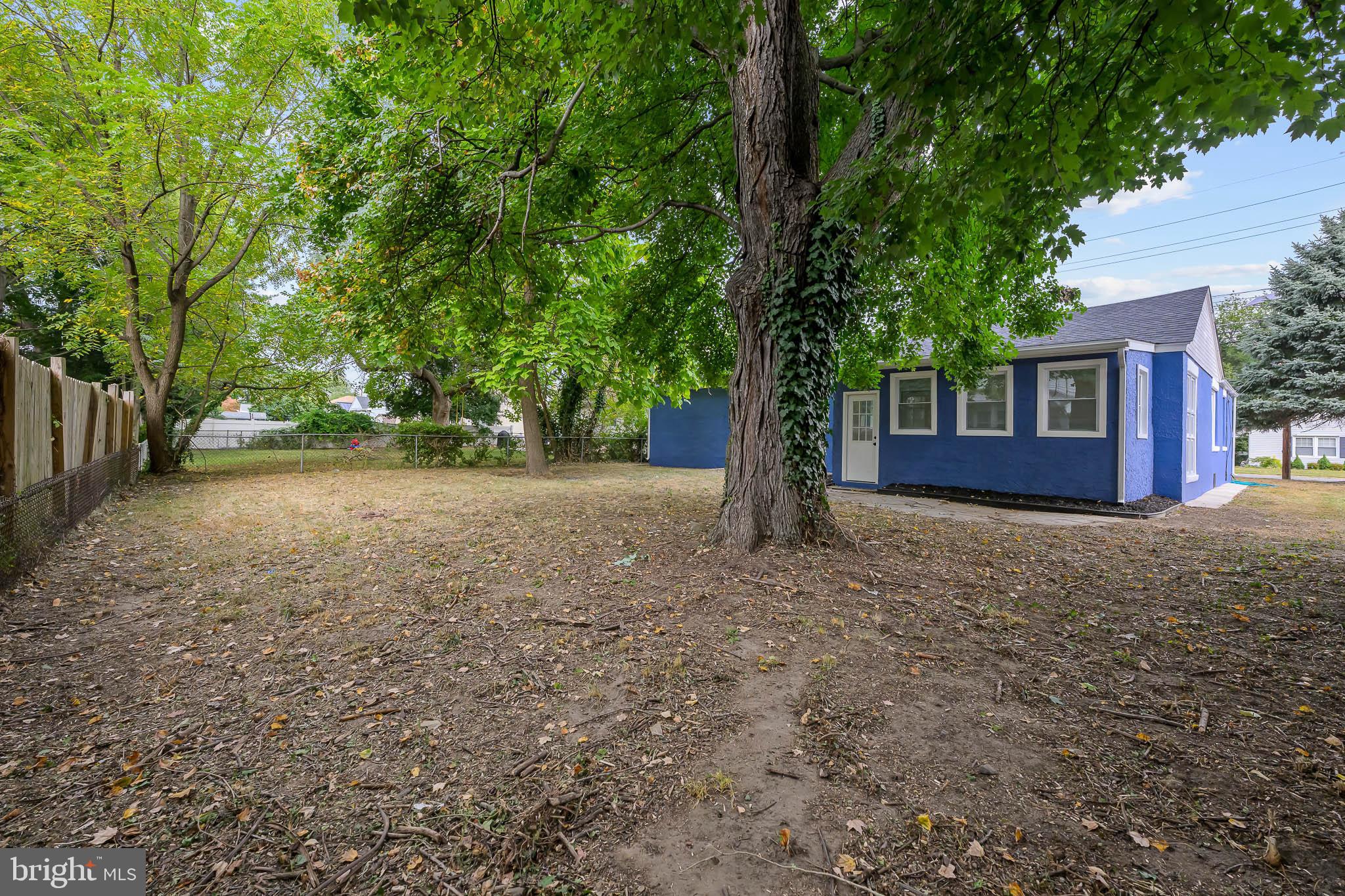 315 Nicholson Road Mount Ephraim, NJ 08059 - Photo 4 of 24