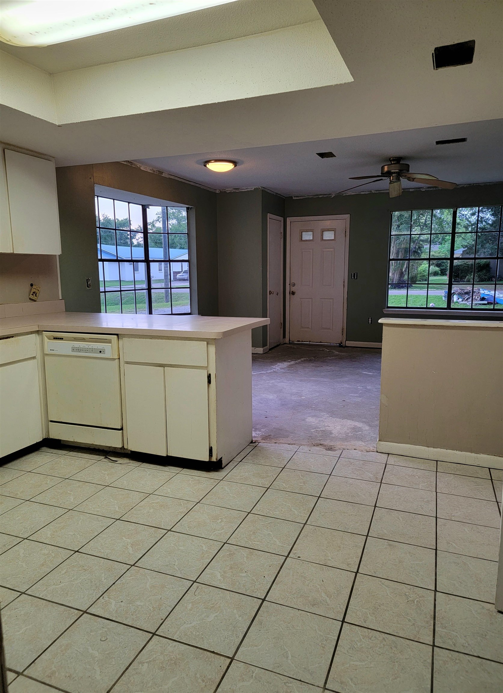 517 West Marigold Avenue Foley, AL 36535 - Photo 11 of 16