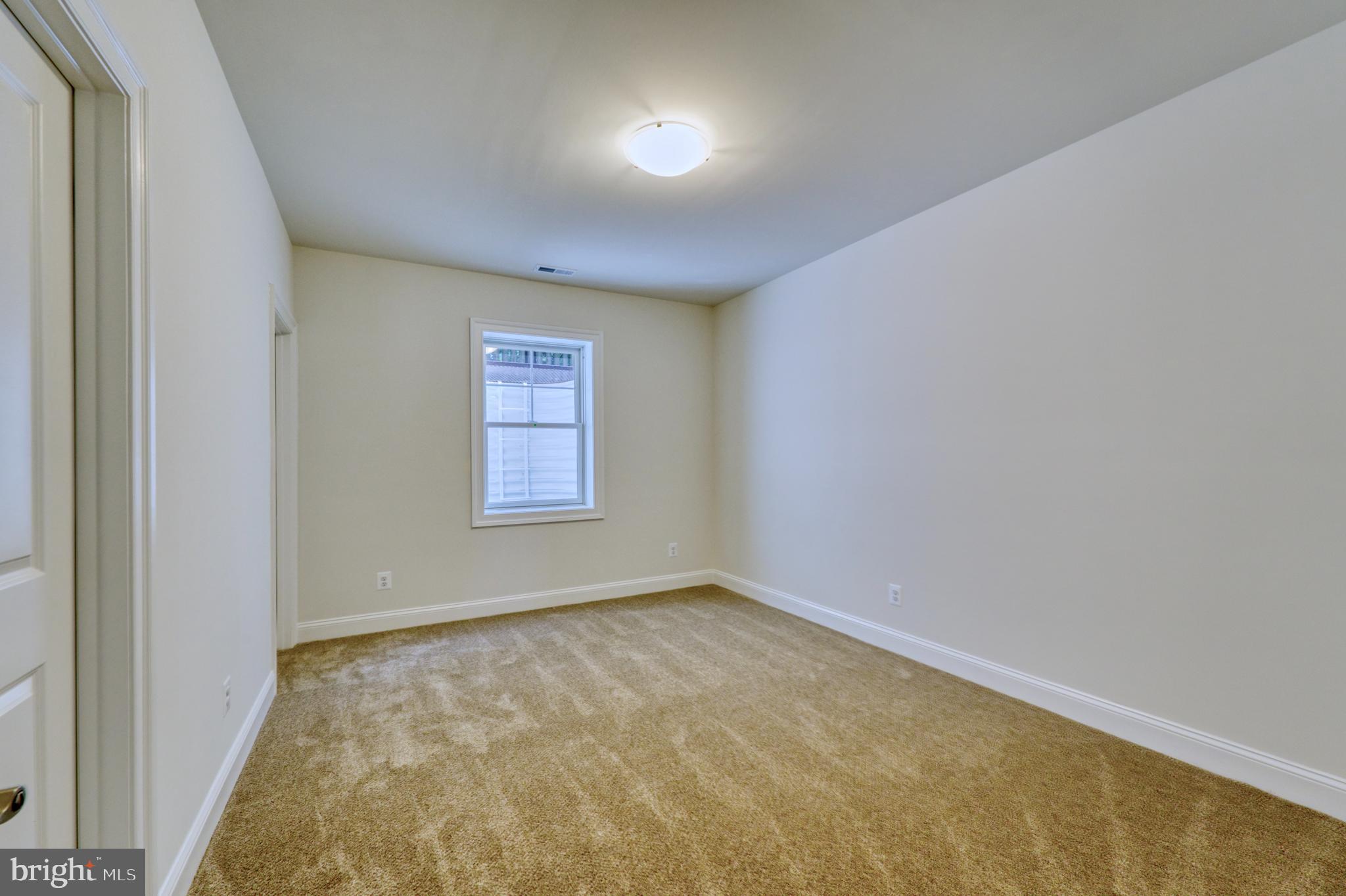 1402 Pathfinder Lane McLean, VA 22101 - Photo 47 of 52