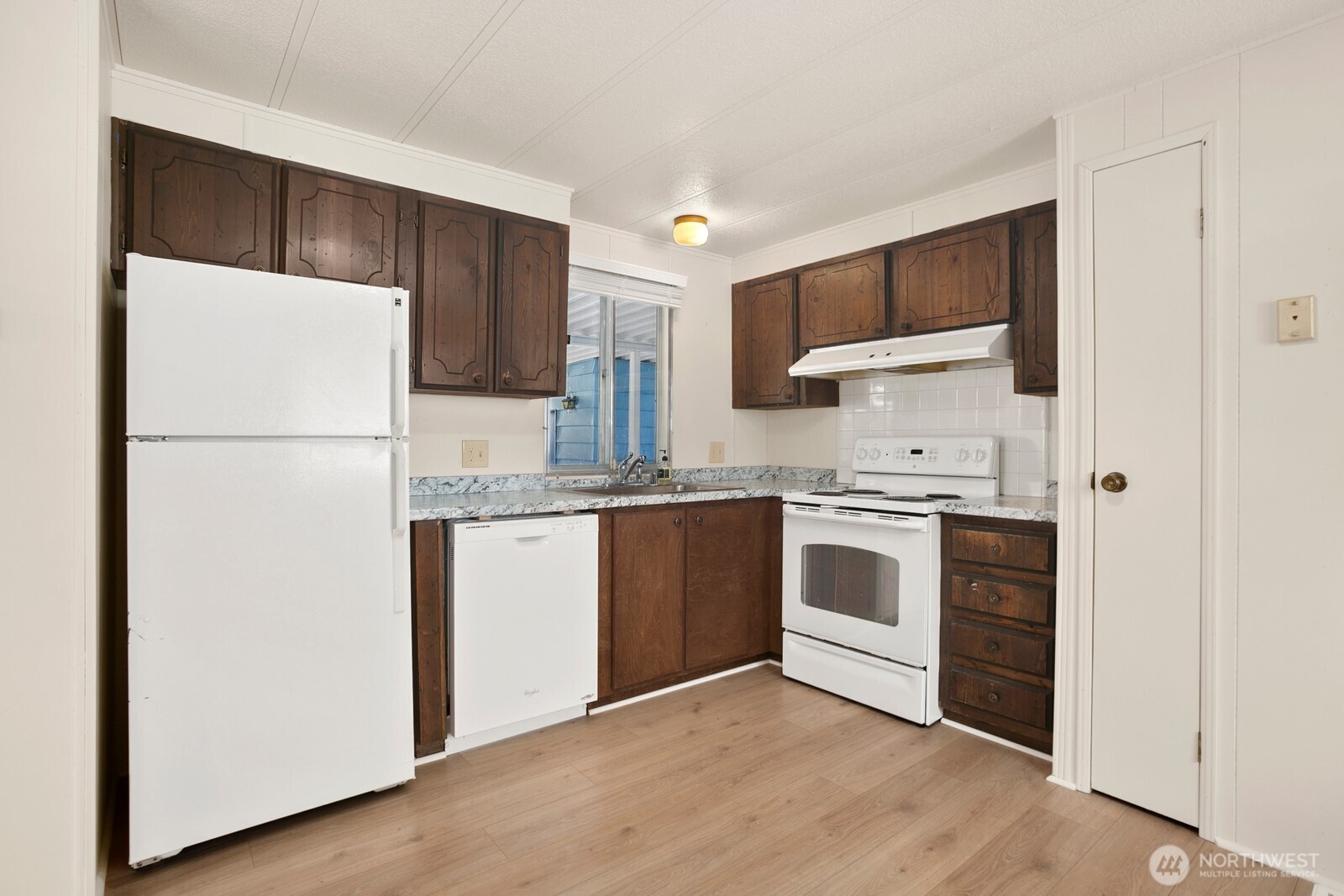 1121 244th Street Southwest, Unit 42 Bothell, WA 98021 - Photo 5 of 15