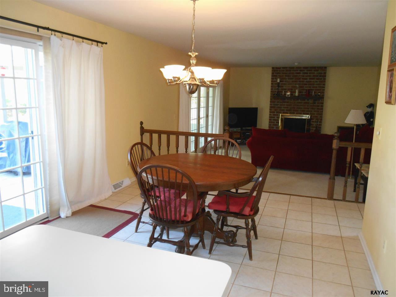 2737 Chestnut Run Road York, PA 17402 - Photo 10 of 25 Gallery Image 10