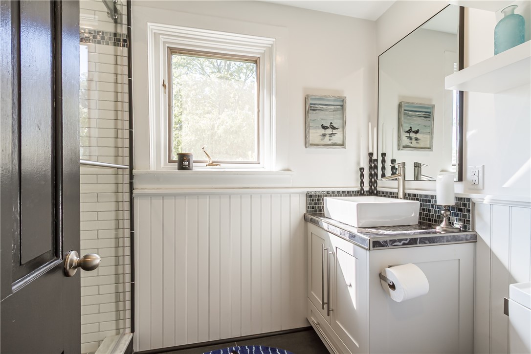 3079 Lake Road Williamson, NY 14589 - Photo 21 of 50 1ST FLOOR BATH