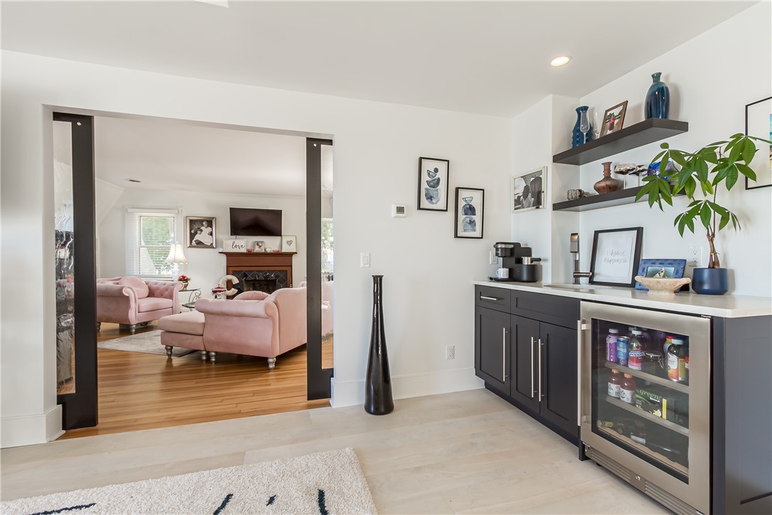 3079 Lake Road Williamson, NY 14589 - Photo 28 of 50 ULTIMATE LAKEVIEW OWNER'S SUITE WITH WET BAR & BEV