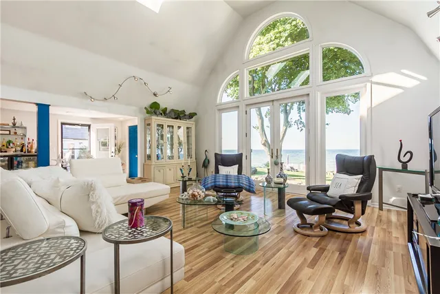 $2,500,000 | 3079 Lake Road, Williamson, NY 14589