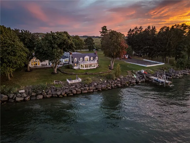 $2,500,000 | 3079 Lake Road, Williamson, NY 14589