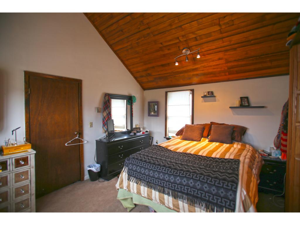 2032 Highway 2 Waterbury, VT 05676 - Photo 11 of 36