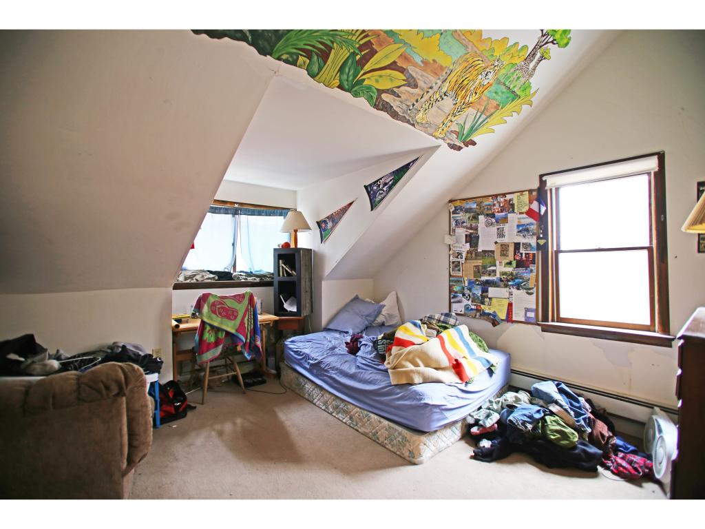 2032 Highway 2 Waterbury, VT 05676 - Photo 24 of 36