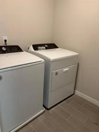 $2,100 | 846 Legacy Drive, Davenport, FL 33896