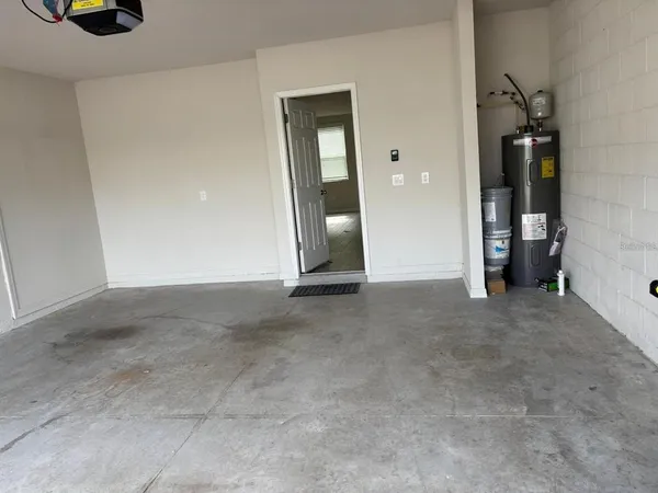 $2,100 | 846 Legacy Drive, Davenport, FL 33896
