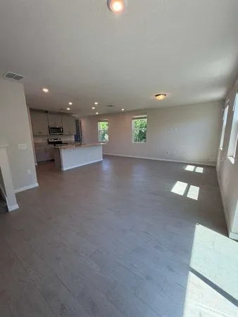 $2,100 | 846 Legacy Drive, Davenport, FL 33896