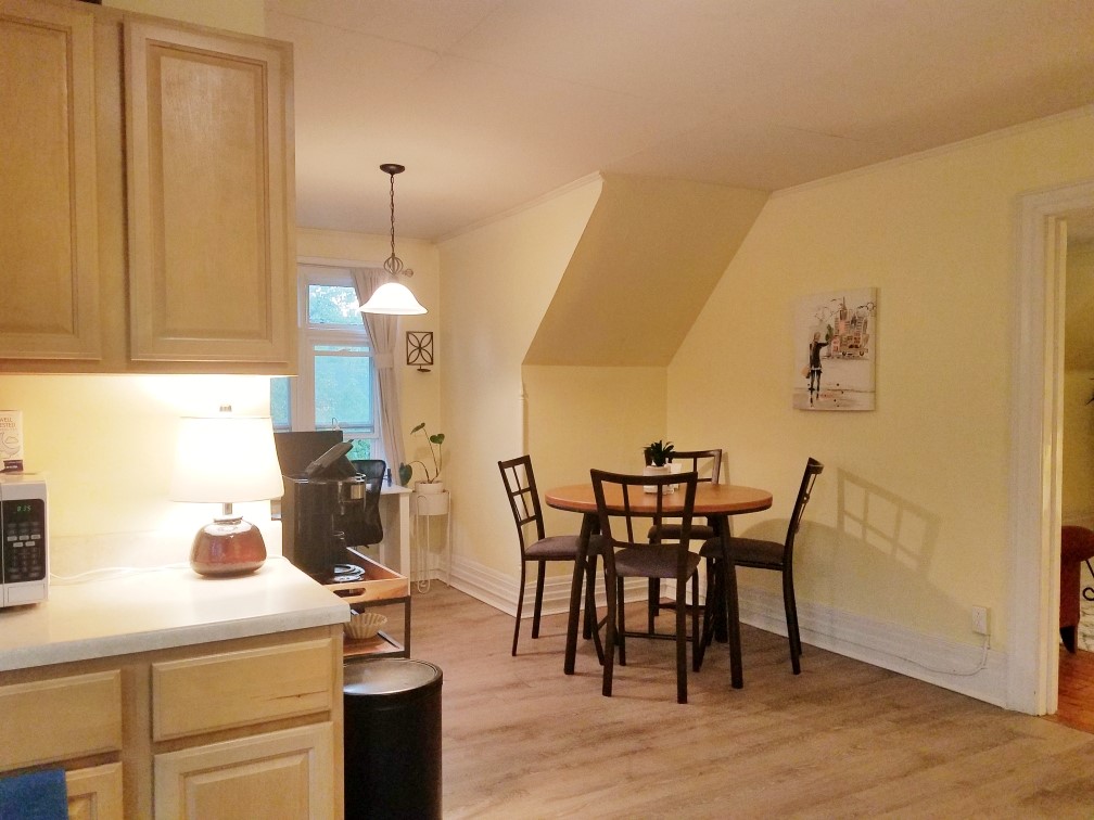 98 Argyle Street Rochester, NY 14607 - Photo 3 of 8 Gallery Image 3