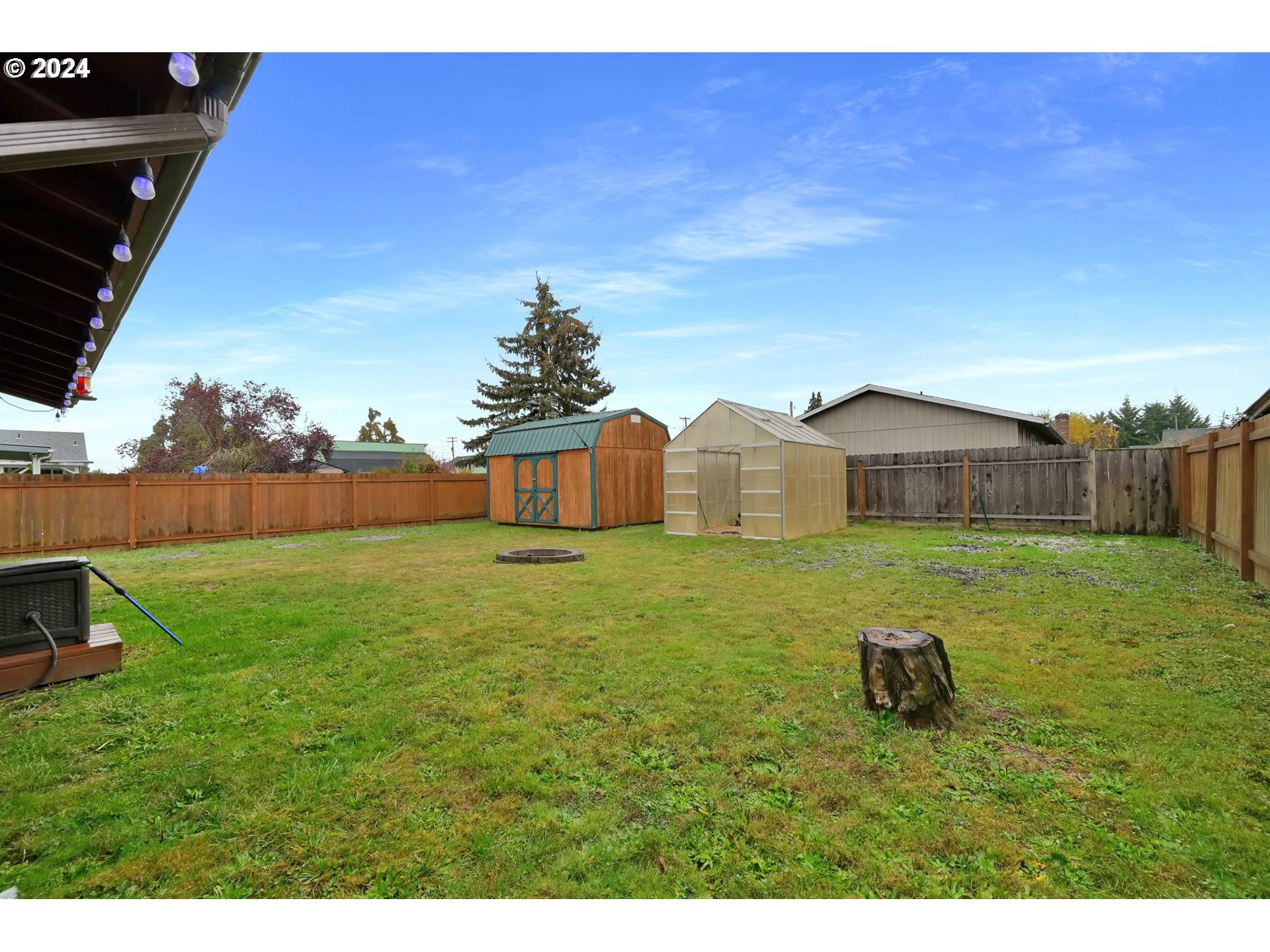 419 37th Street Springfield, OR 97478 - Photo 31 of 35