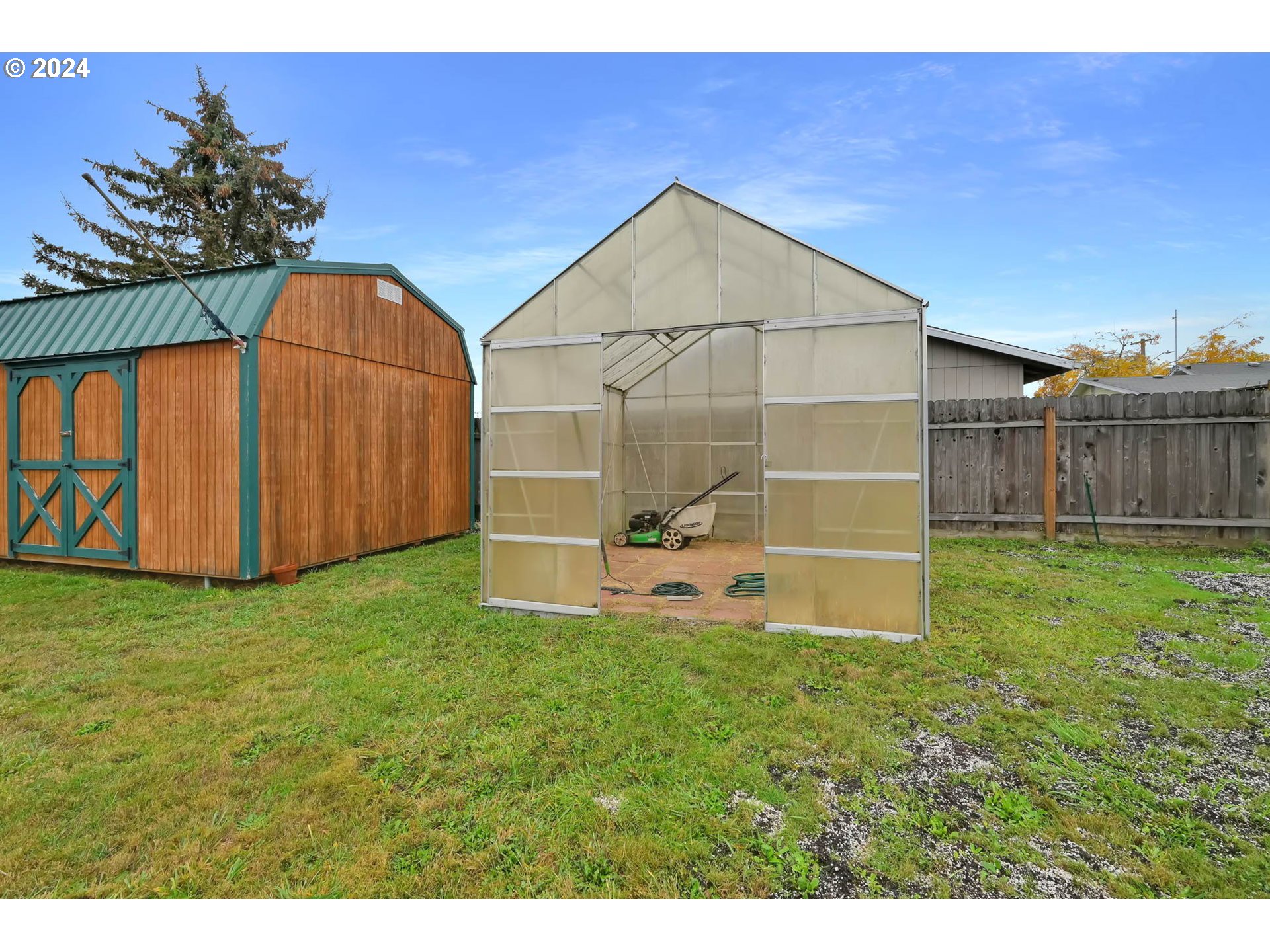 419 37th Street Springfield, OR 97478 - Photo 32 of 35