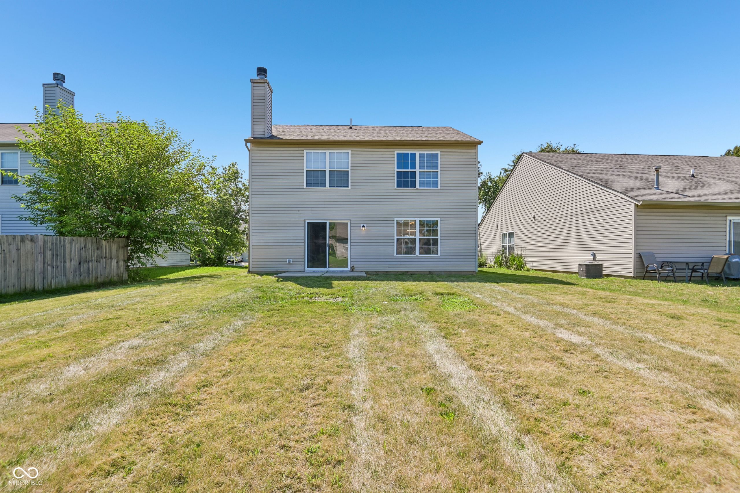 2327 Rostock Court Indianapolis, IN 46229 - Photo 7 of 41 Gallery Image 7