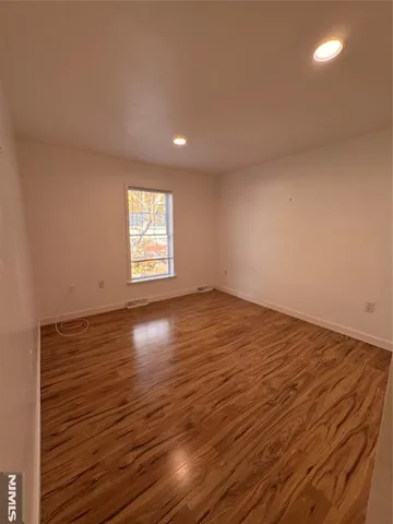 $4,200 | 17 Zabriskie Street, Unit 1705, Hackensack, NJ 07601