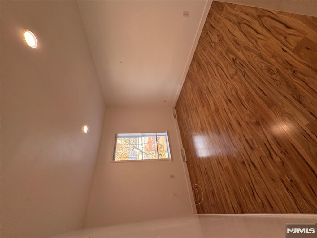 17 Zabriskie Street, Unit 1705 Hackensack, NJ 07601 - Photo 6 of 15