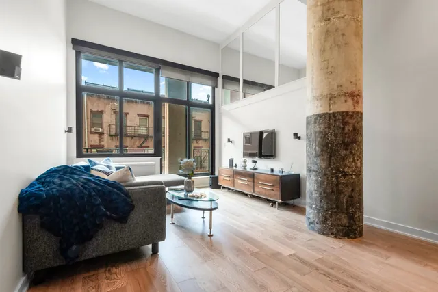 $879,000 | 205 10th Street, Unit 3F, Jersey City, NJ 07302