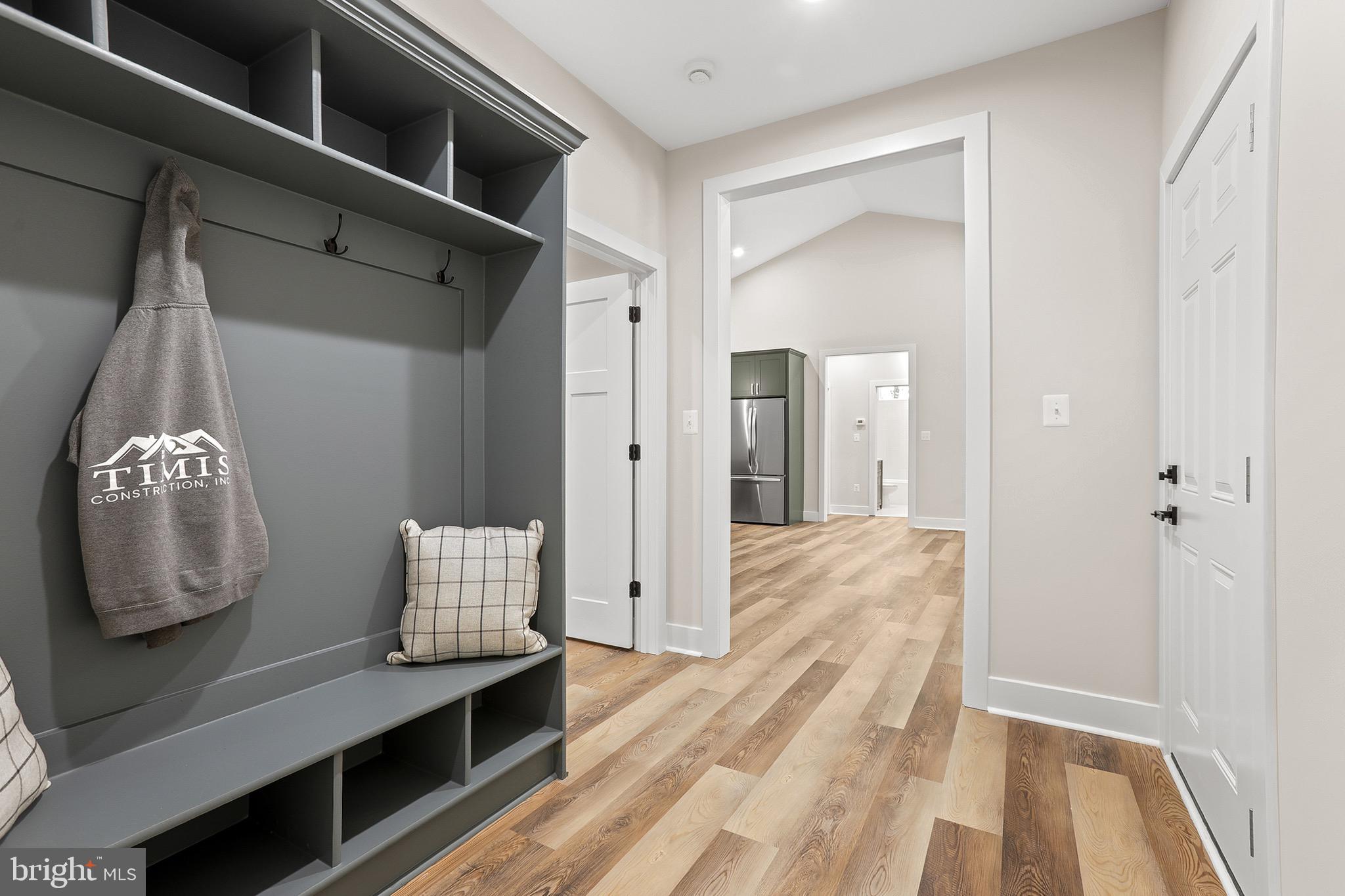 195 North Glebe Road Montross, VA 22520 - Photo 33 of 53 a view of hallway with closet
