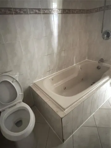 $3,250 | 3623 Southwest 5th Terrace, Unit 3623, Miami, FL 33135