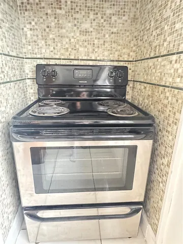 $3,250 | 3623 Southwest 5th Terrace, Unit 3623, Miami, FL 33135