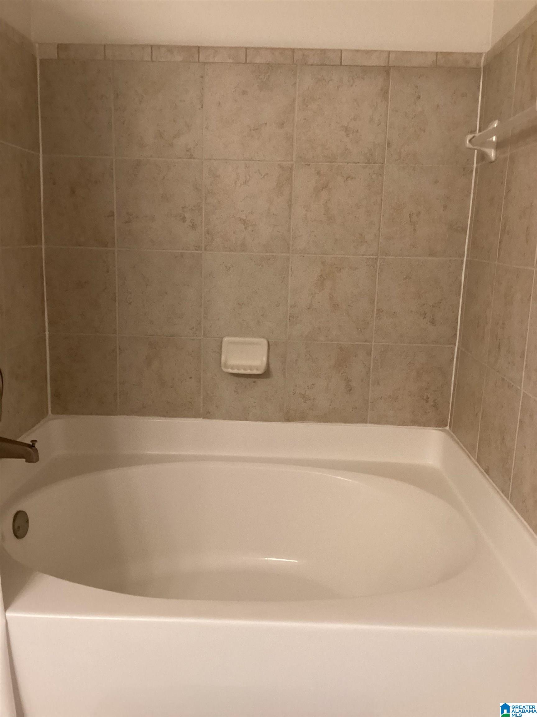 1860 Oxmoor Road, Unit 532 Birmingham, AL 35209 - Photo 15 of 17
