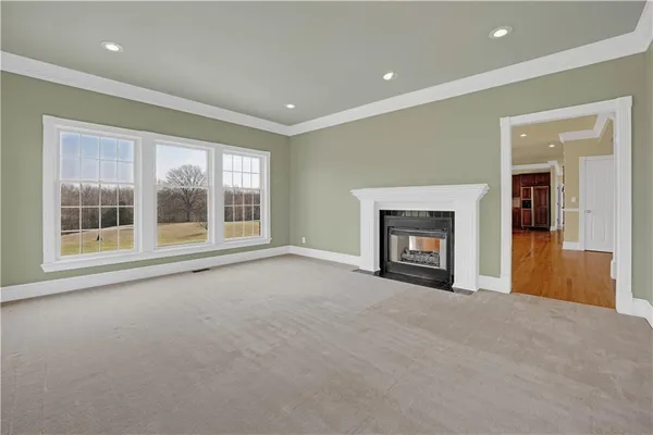 $879,000 | 471 Southeast 201st Road, Warrensburg, MO 64093