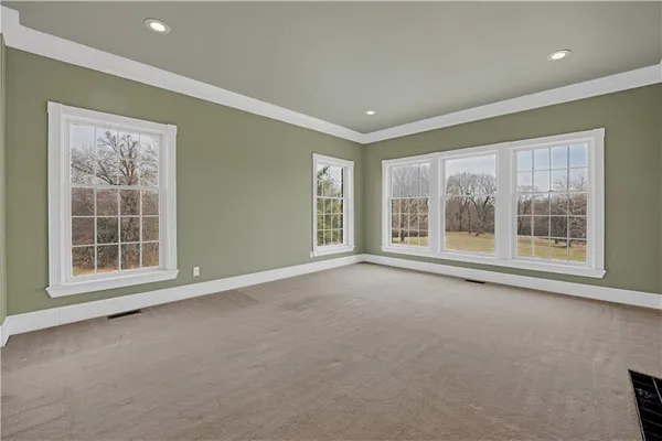 $879,000 | 471 Southeast 201st Road, Warrensburg, MO 64093