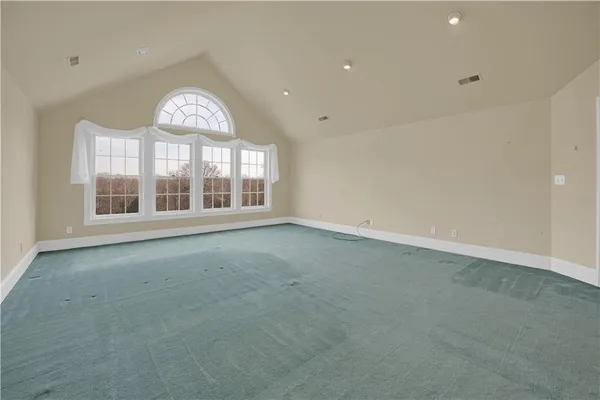 $879,000 | 471 Southeast 201st Road, Warrensburg, MO 64093