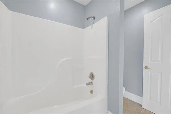 $879,000 | 471 Southeast 201st Road, Warrensburg, MO 64093