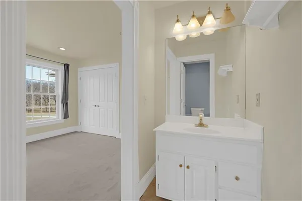 $879,000 | 471 Southeast 201st Road, Warrensburg, MO 64093