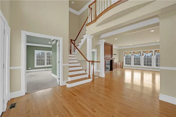 $879,000 | 471 Southeast 201st Road, Warrensburg, MO 64093