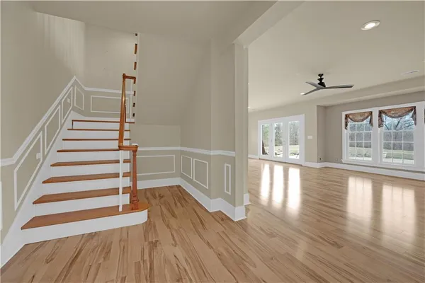 $879,000 | 471 Southeast 201st Road, Warrensburg, MO 64093