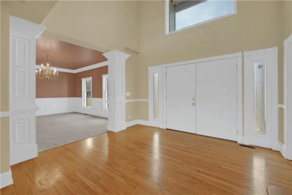 $879,000 | 471 Southeast 201st Road, Warrensburg, MO 64093