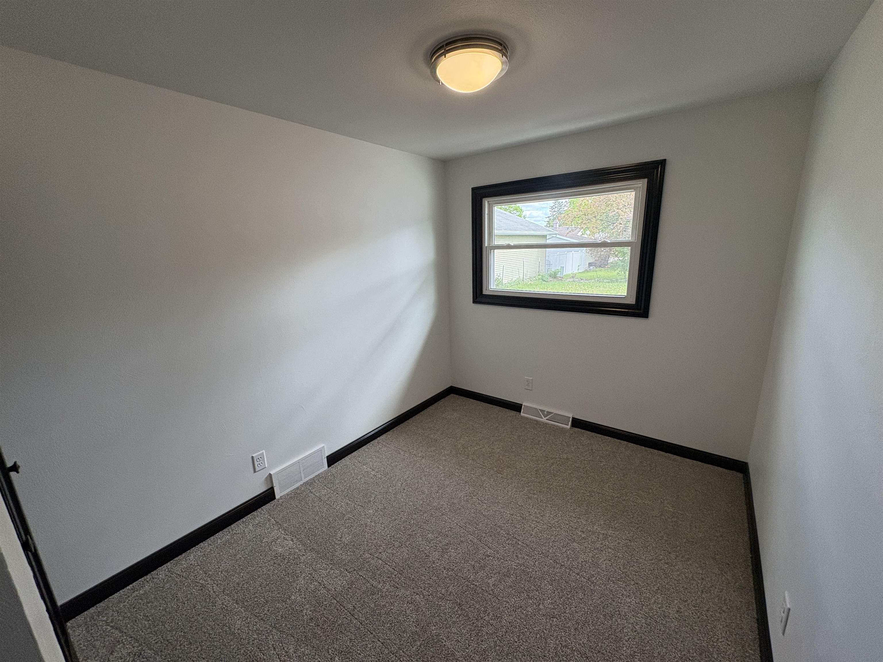 833 West Browning Street Appleton, WI 54914 - Photo 15 of 31