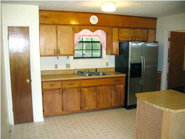 83 Engelbrecht Road DeFuniak Springs, FL 32433 - Photo 5 of 21 Gallery Image 5