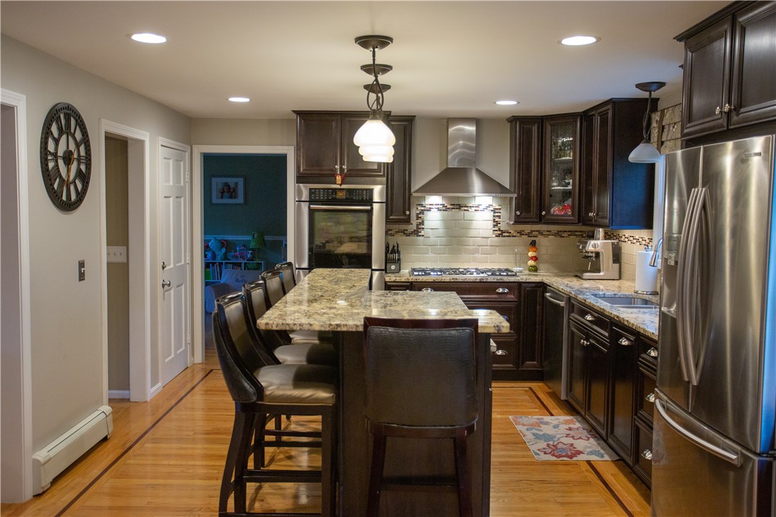 10 Blacksmith Road Cumberland, RI 02864 - Photo 11 of 40