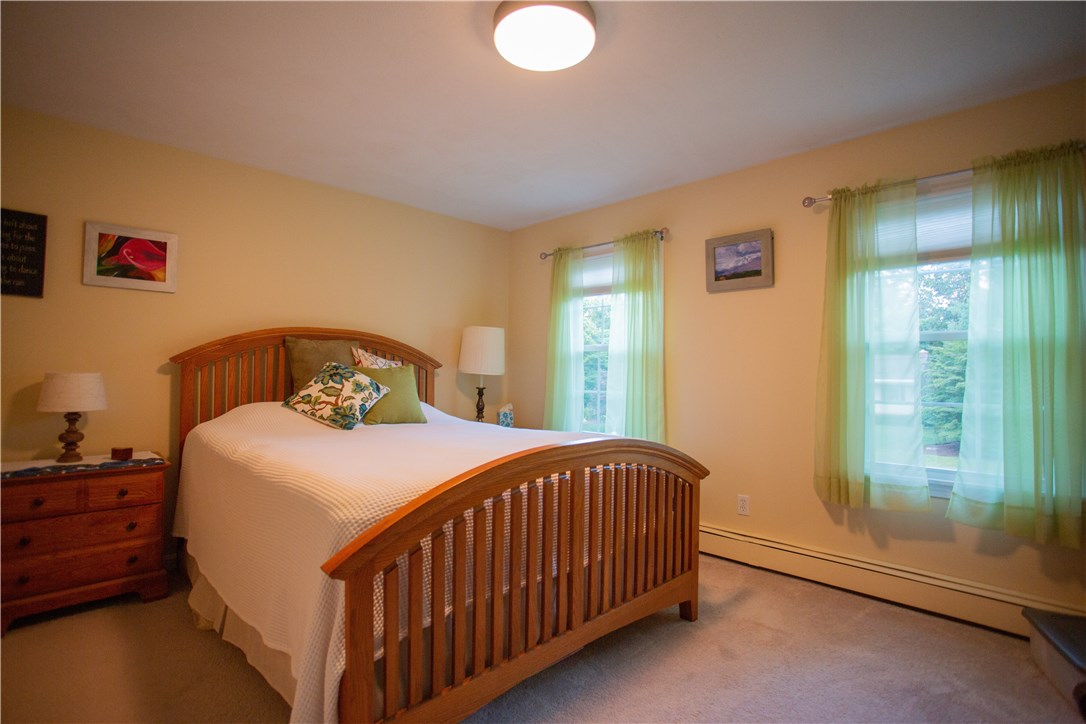10 Blacksmith Road Cumberland, RI 02864 - Photo 19 of 40