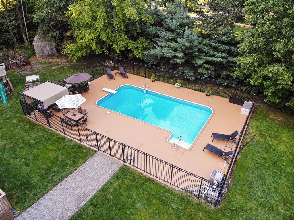10 Blacksmith Road Cumberland, RI 02864 - Photo 36 of 40