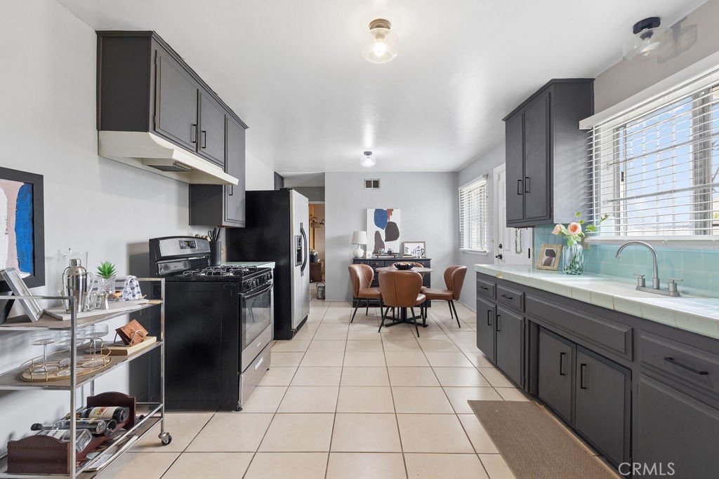3198 Washington Street Riverside, CA 92504 - Photo 7 of 28 Gallery Image 7