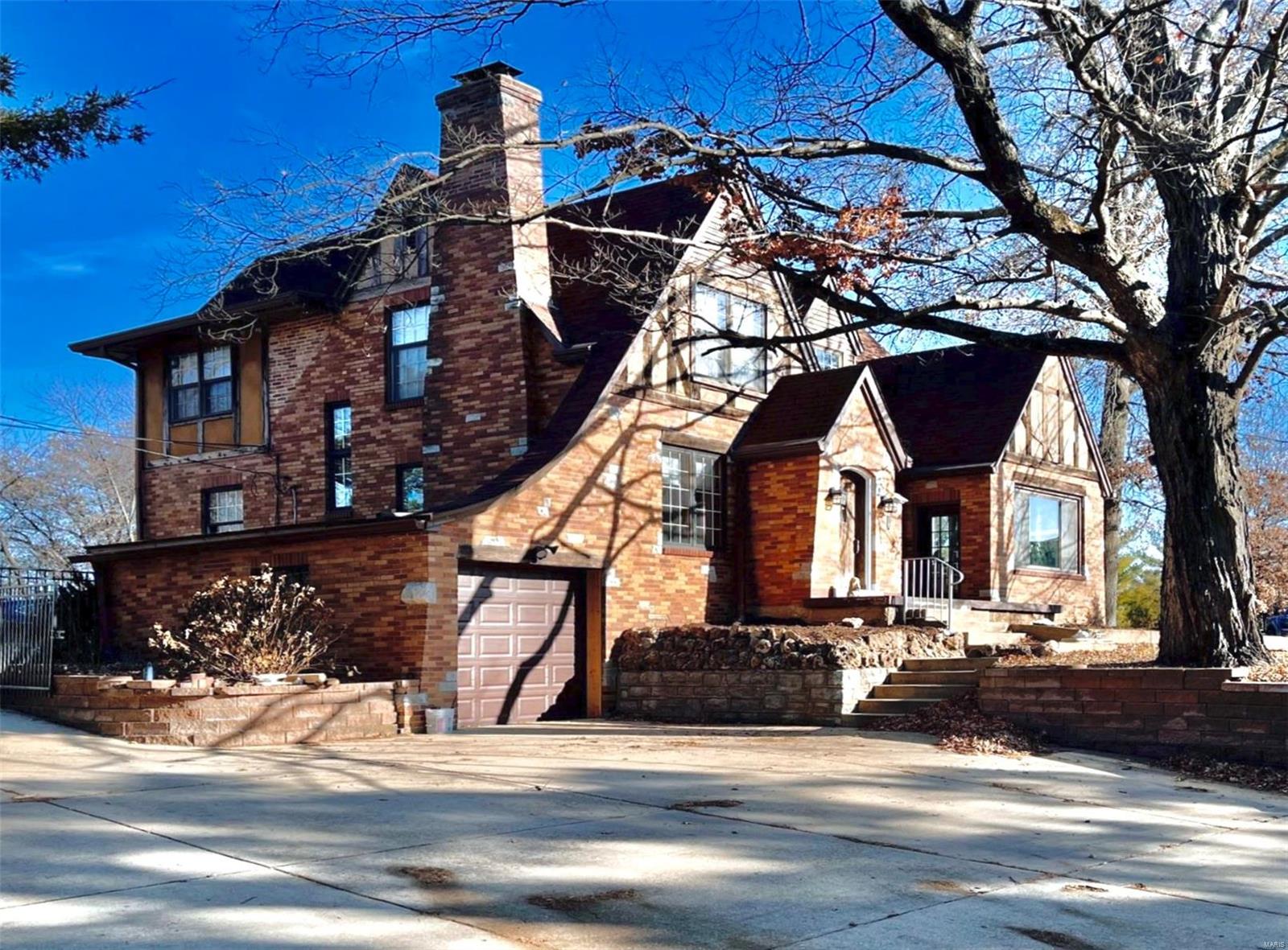 10715 Kennerly Road St. Louis, MO 63128 - Photo 2 of 22 Gallery Image 2